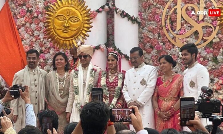 अरविंद-केजरीवाल-की-बेटी-हर्षिता-की-शादी-की-पहली-तस्वीरें-आईं-सामने,-देखें