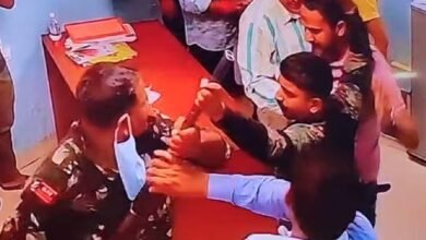 bihar-news:-आरा-के-अस्पताल-में-jdu-नेता-की-दबंगई,-डॉक्टर-के-चैंबर-में-गार्ड-से-मारपीट,-राइफल-छीनने-का-प्रयास