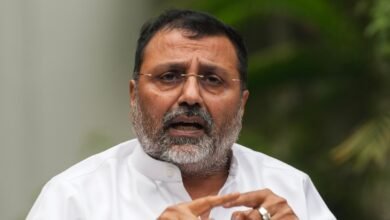 बीजेपी-सांसद-निशिकांत-का-बड़ा-बयान,-’56-इंच-के-चौड़े-सीने-के-साथ-pm-मोदी-ने-बिहार-में…’