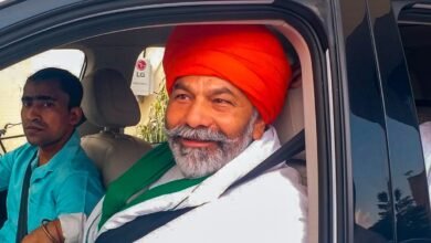 पाकिस्तान-को-भारतीय-सेना-दे-रही-कड़ा-जवाब,-राकेश-टिकैत-बोले-‘…अफवाह-पर-विश्वास-ना-करें’